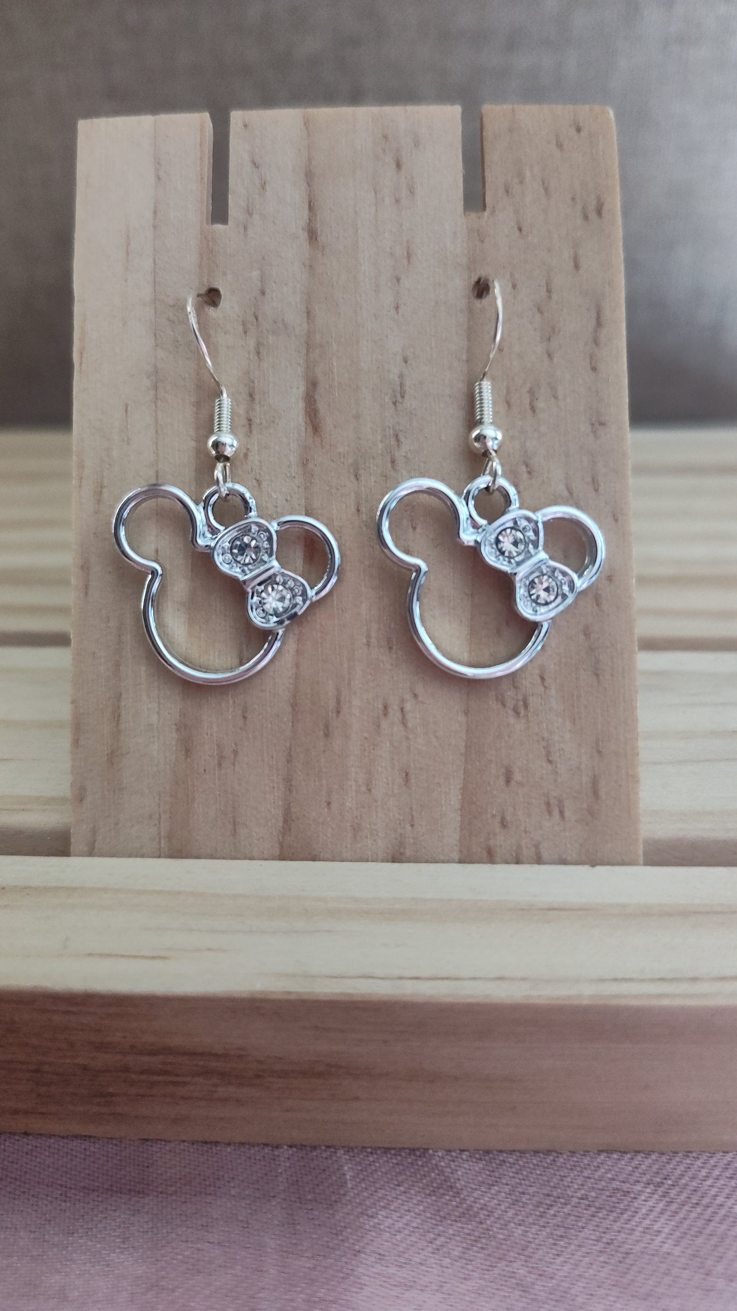 Minnie Mouse Earrings- CLEARANCE