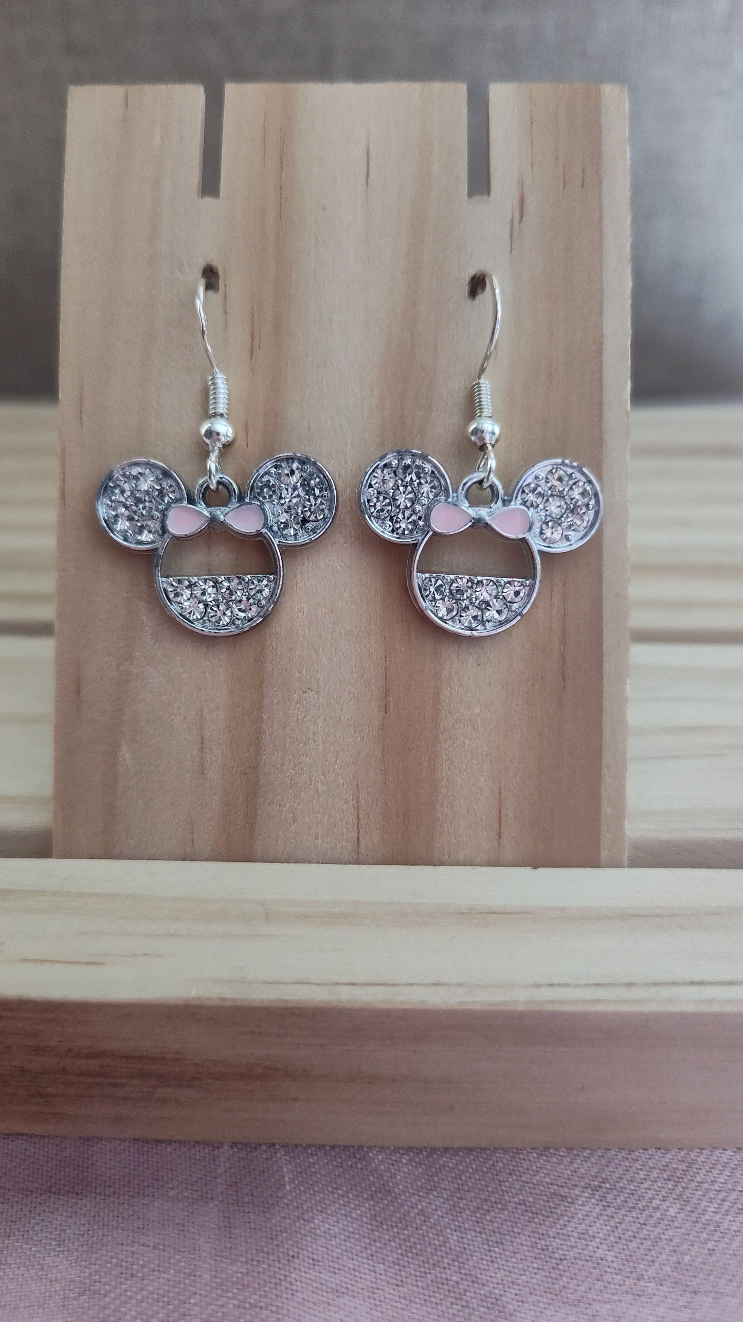Minnie Mouse Earrings- CLEARANCE