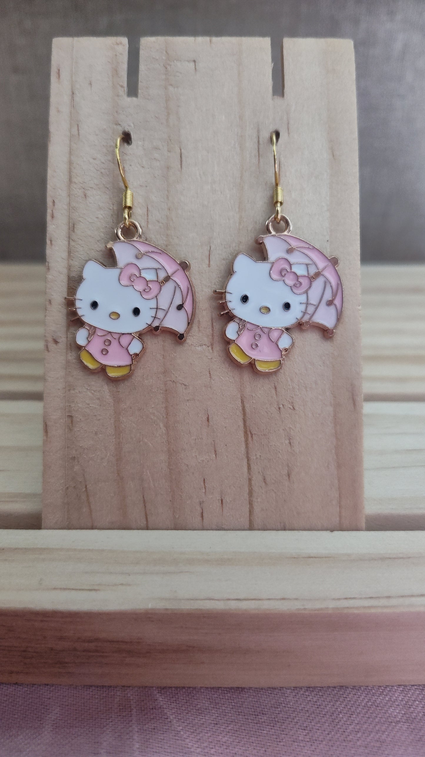 Hello Kitty Earrings-CLEARANCE