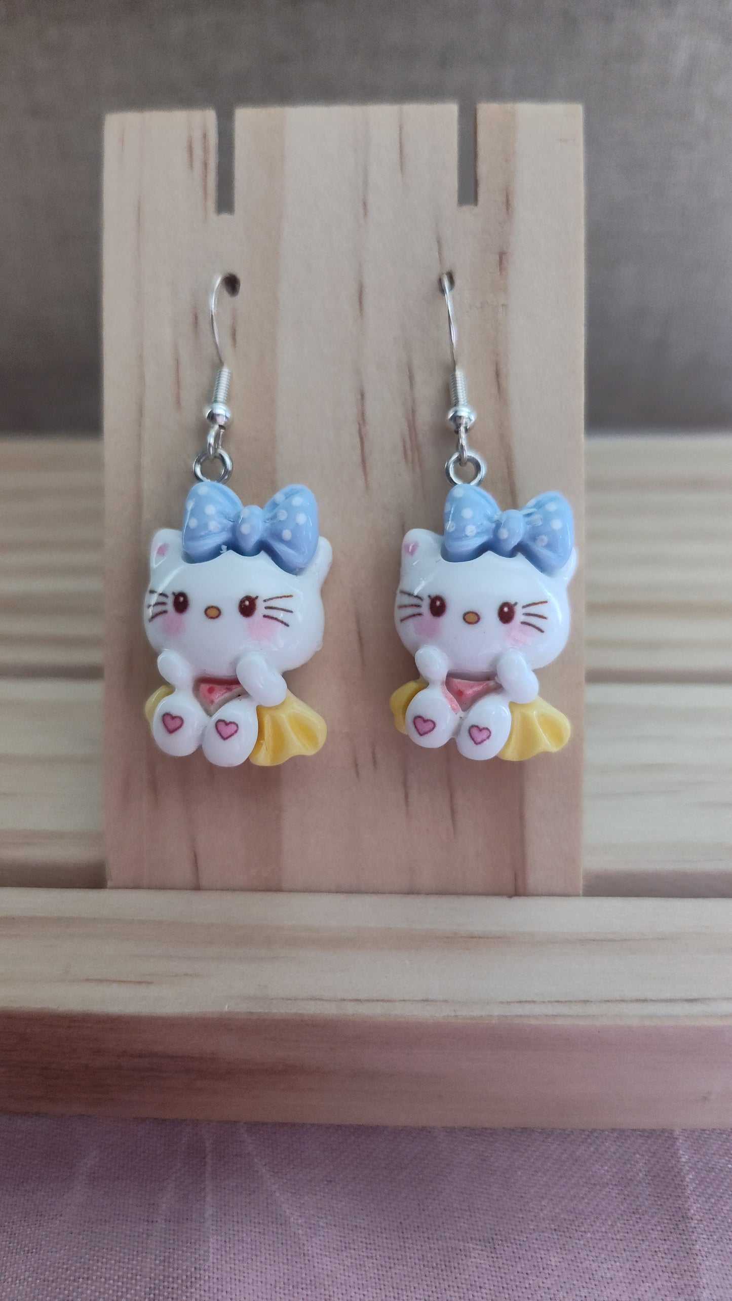Hello Kitty Earrings-CLEARANCE