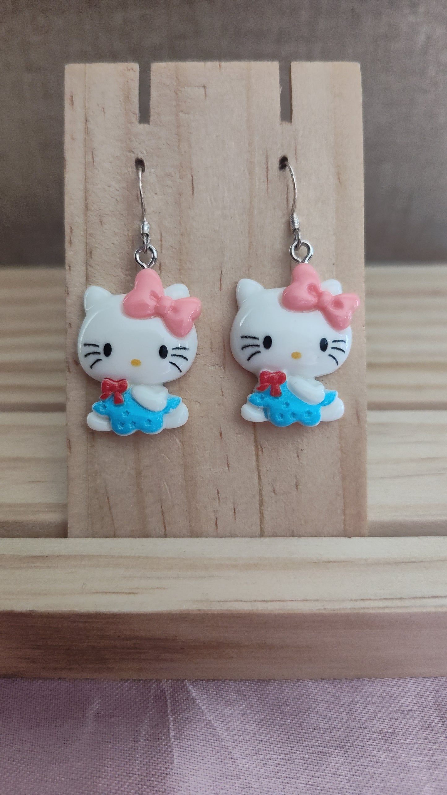Hello Kitty Earrings-CLEARANCE
