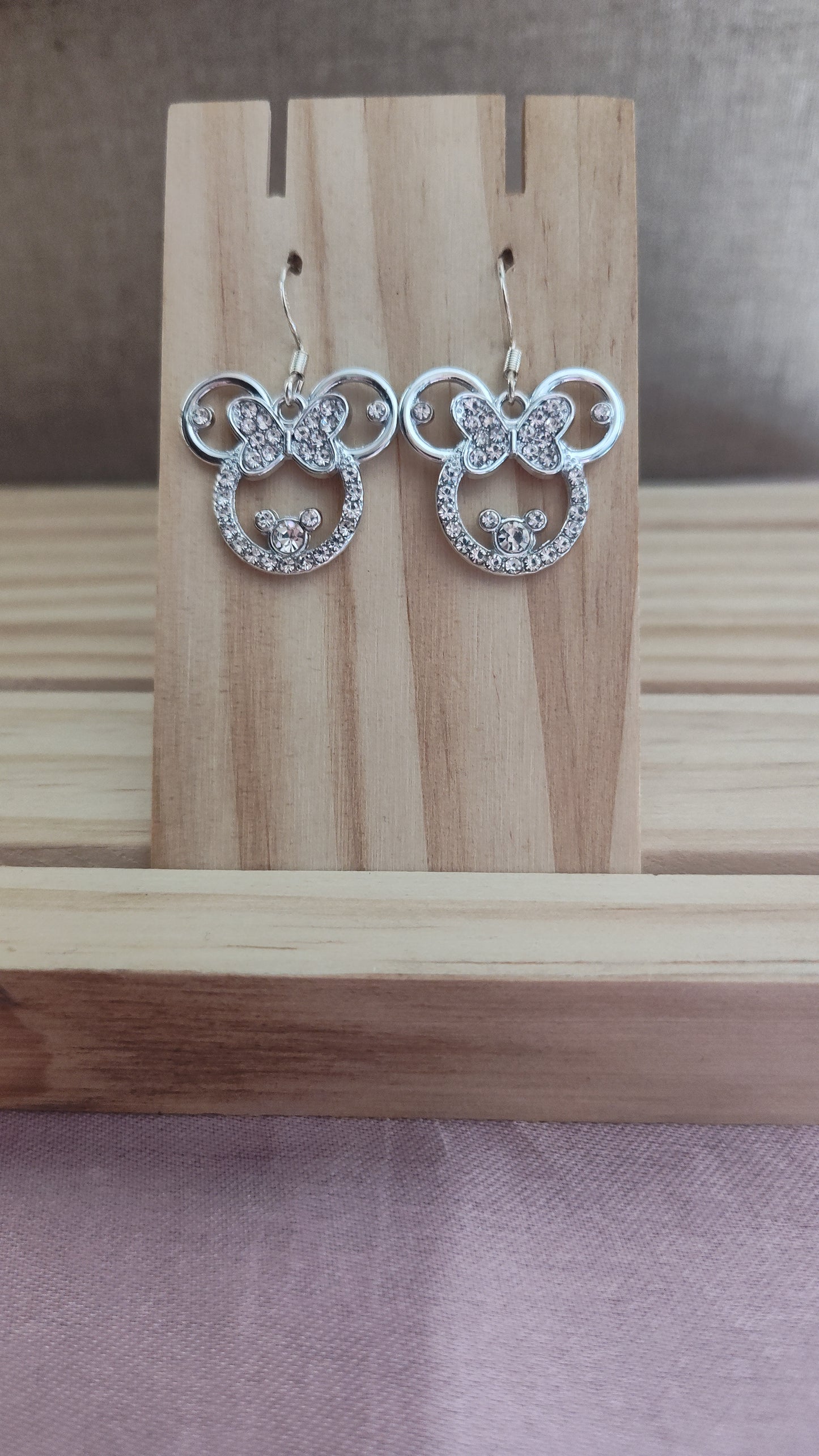Minnie Mouse Earrings- CLEARANCE