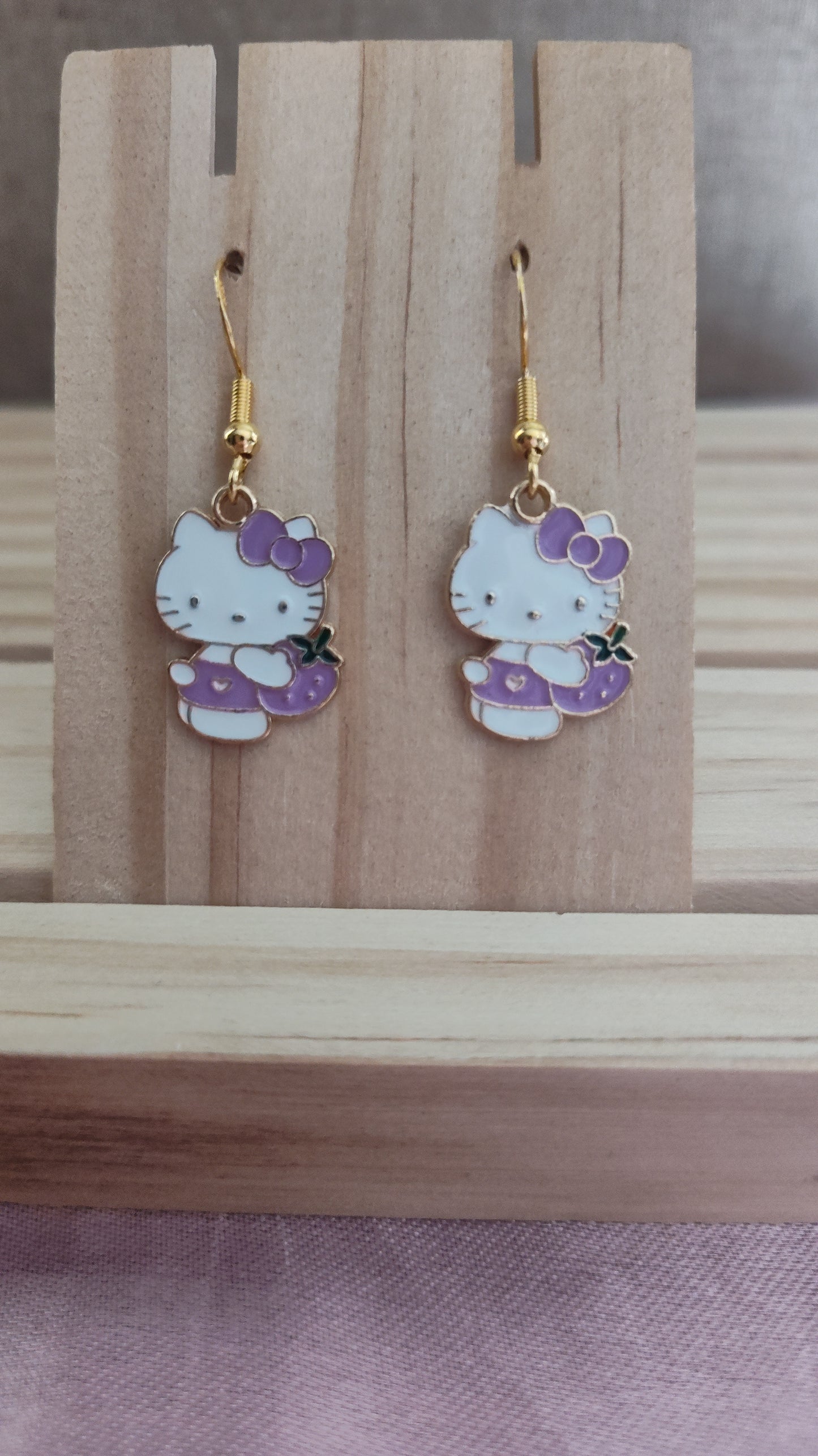Hello Kitty Earrings- CLEARANCE