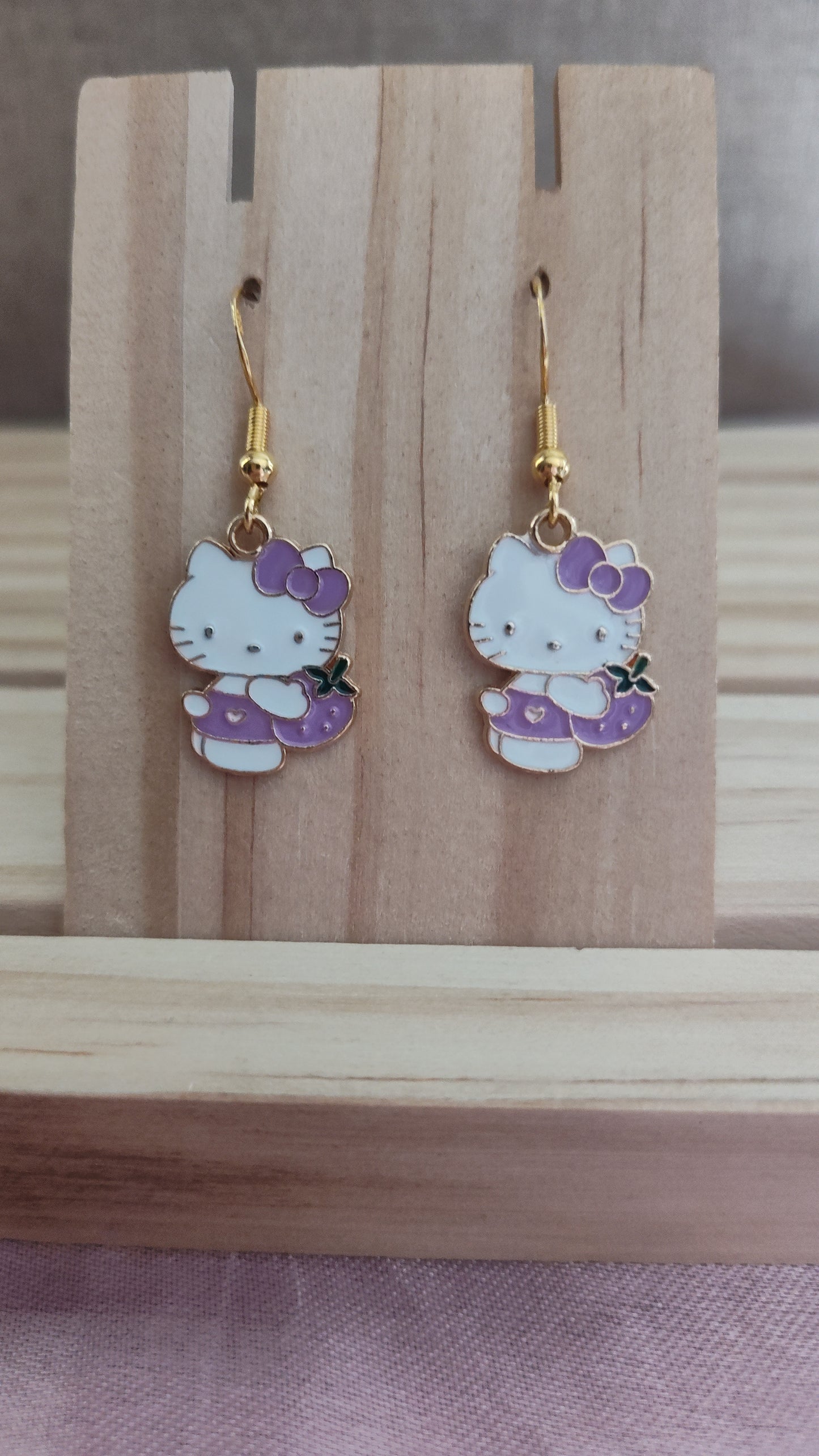Hello Kitty Earrings- CLEARANCE