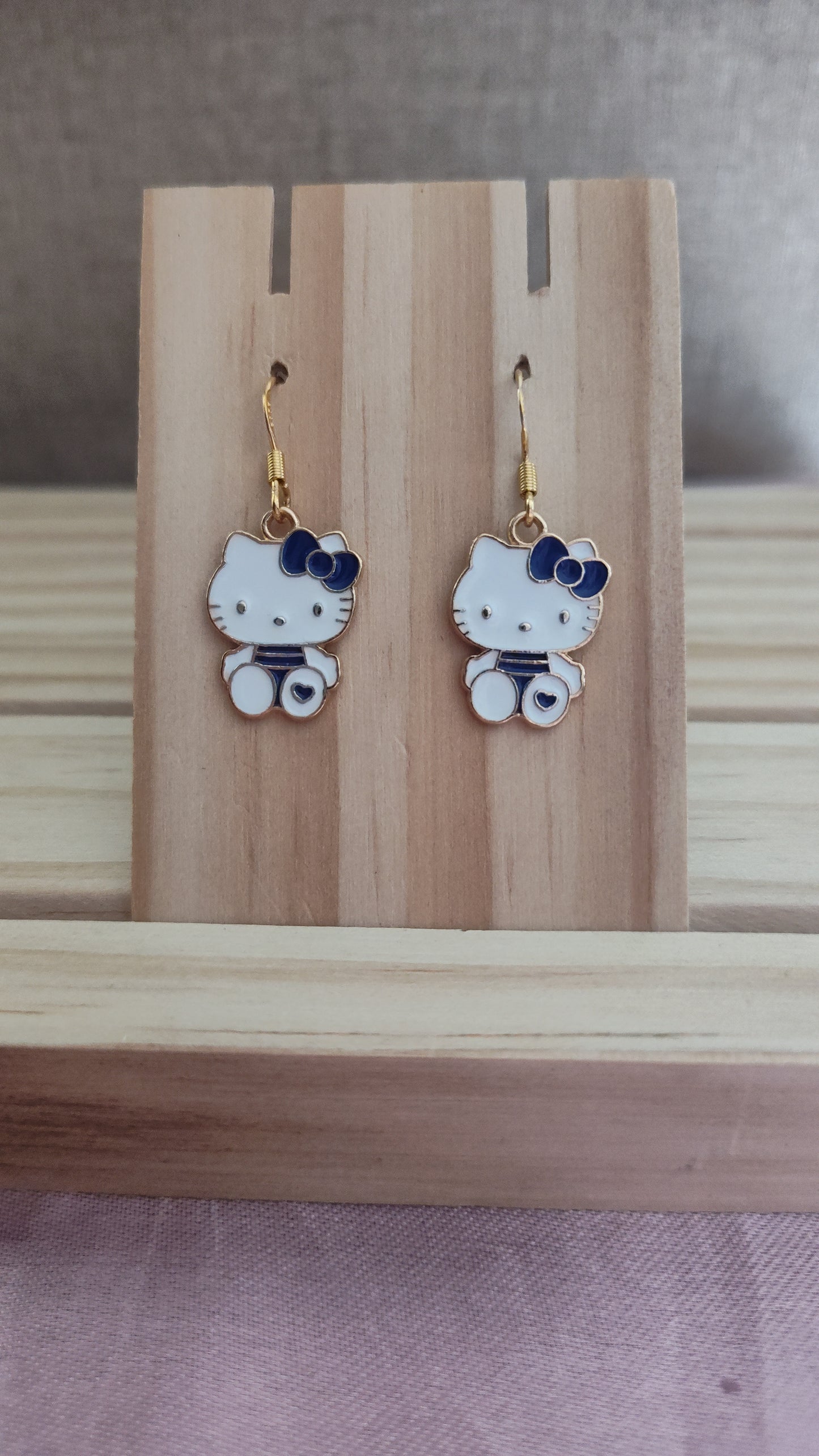 Hello Kitty Earrings- CLEARANCE