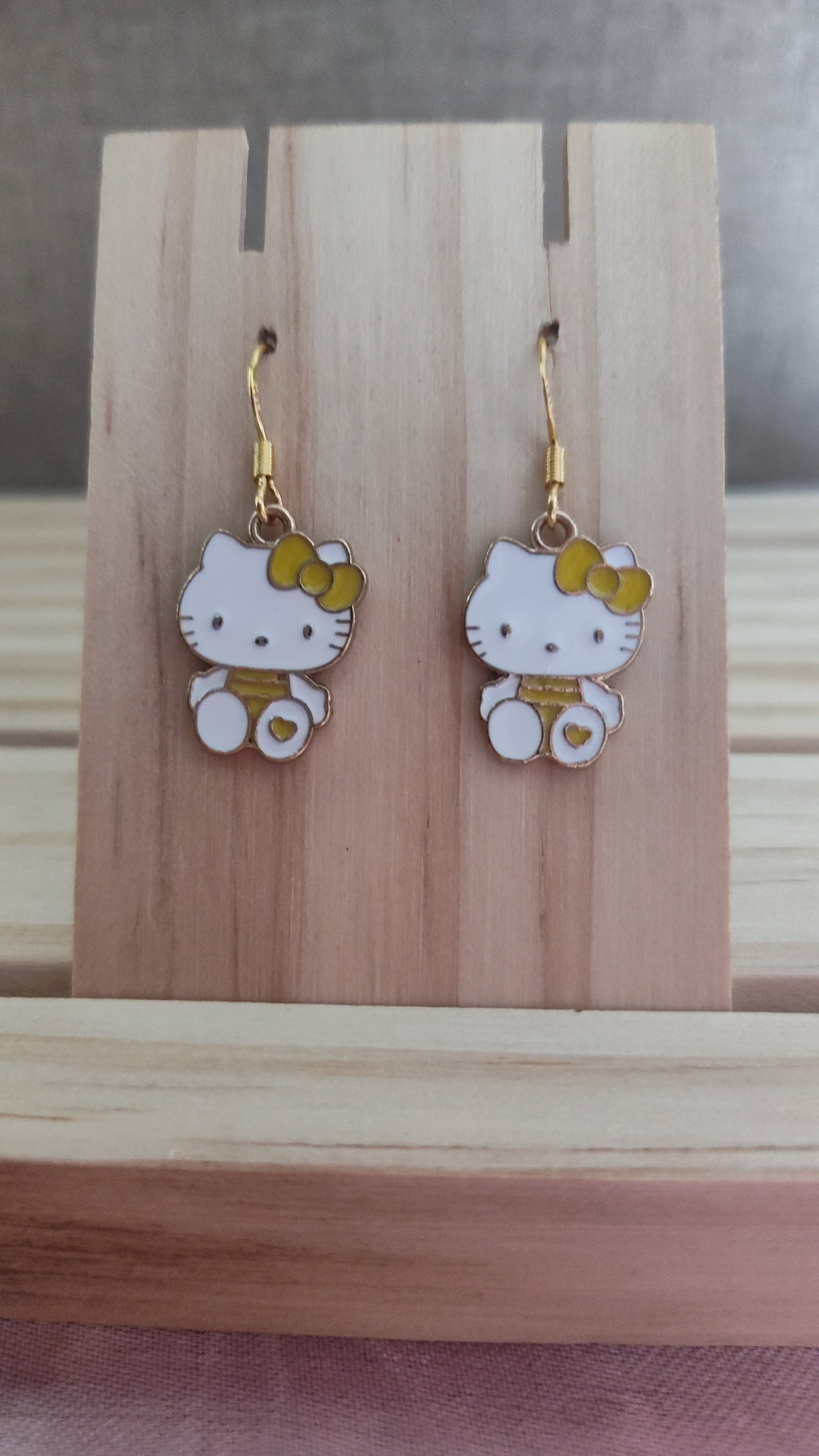 Hello Kitty Earrings- CLEARANCE