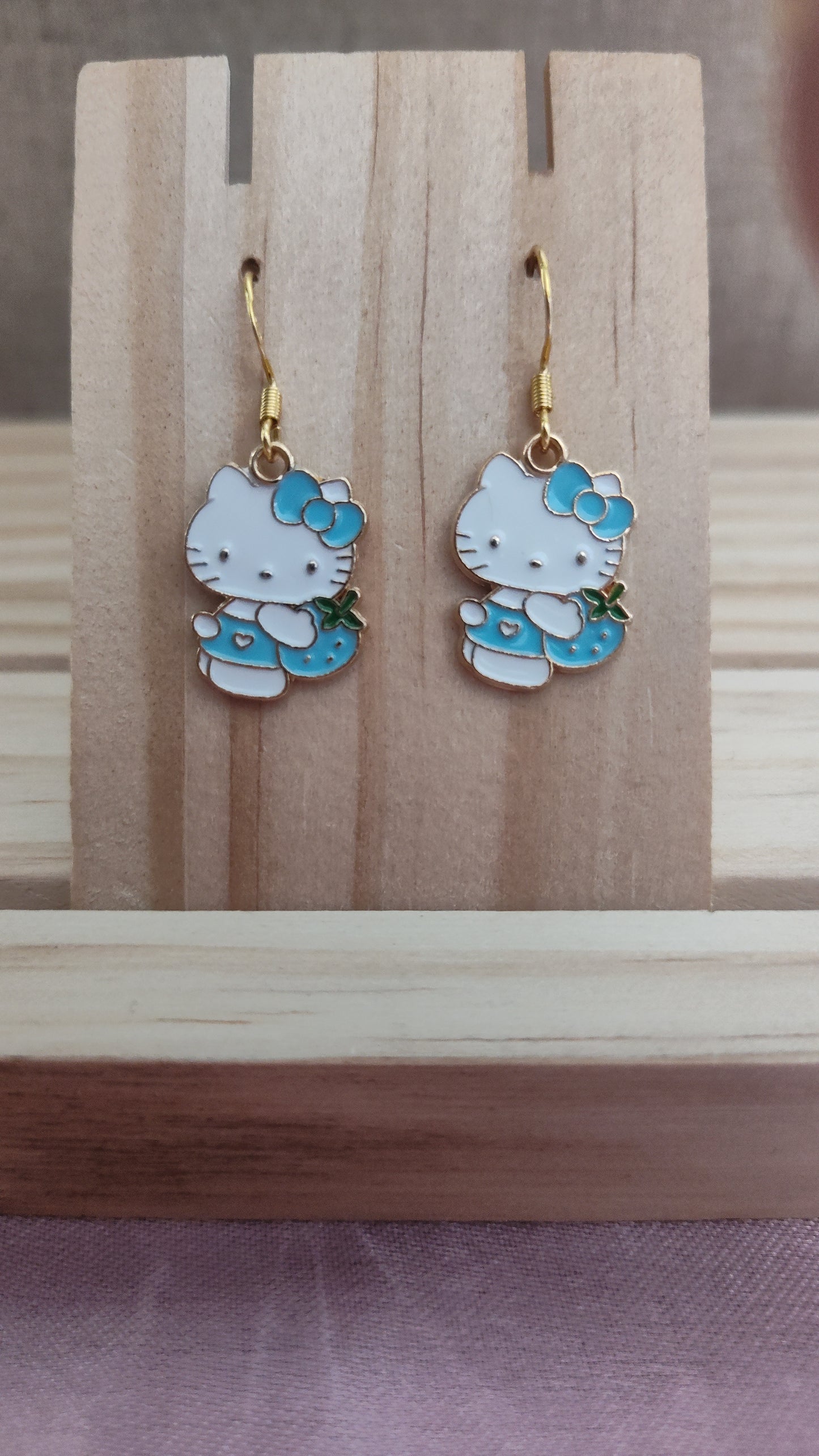 Hello Kitty Earrings- CLEARANCE