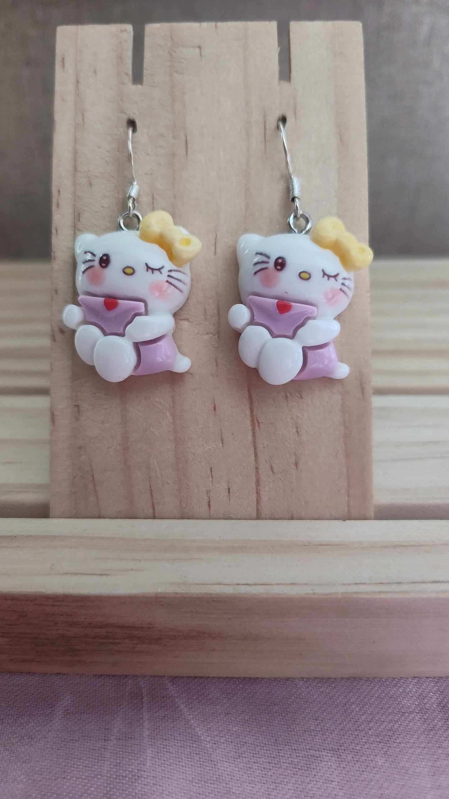 Hello Kitty Earrings- CLEARANCE
