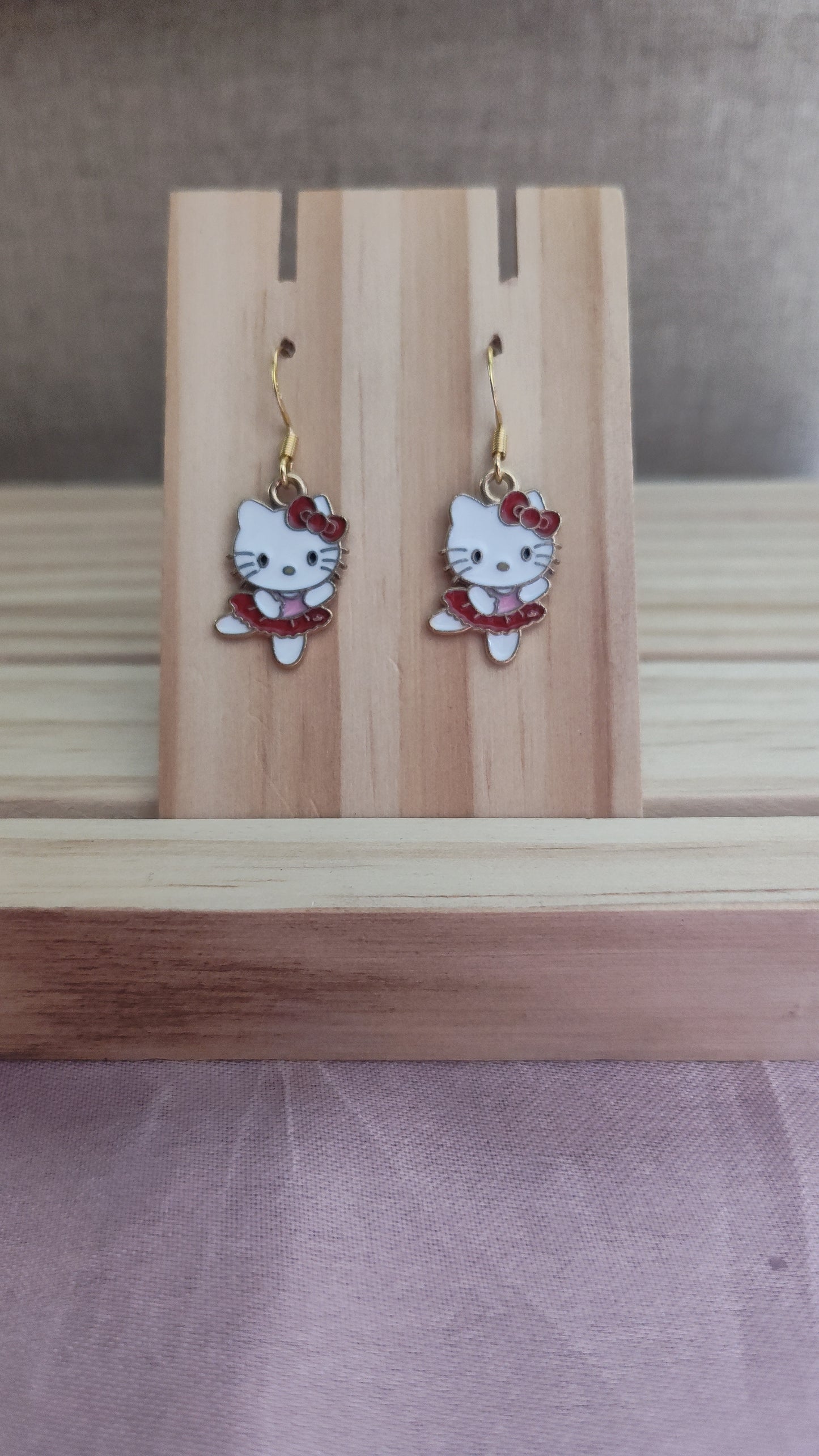 Hello Kitty Earrings- CLEARANCE