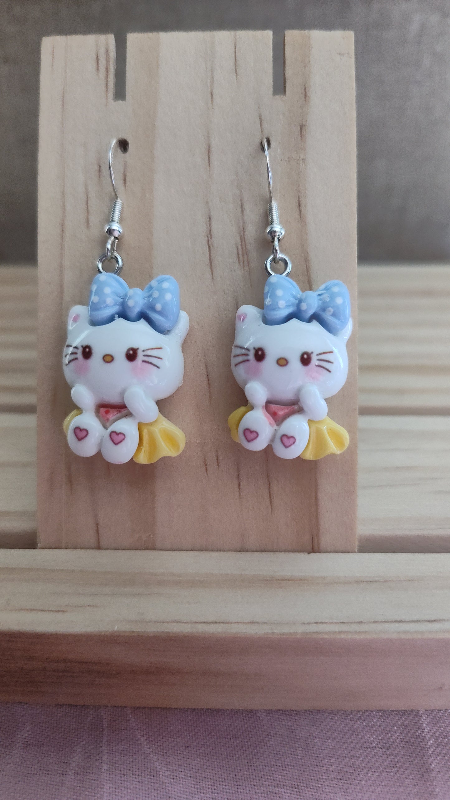 Hello Kitty Earrings-CLEARANCE