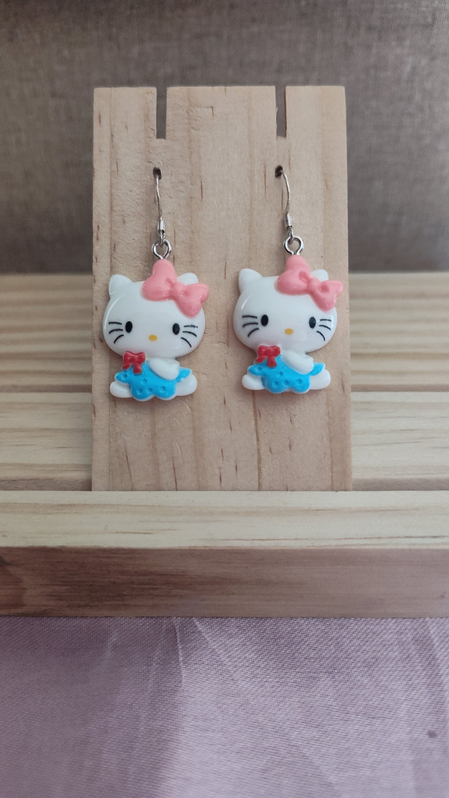 Hello Kitty Earrings-CLEARANCE