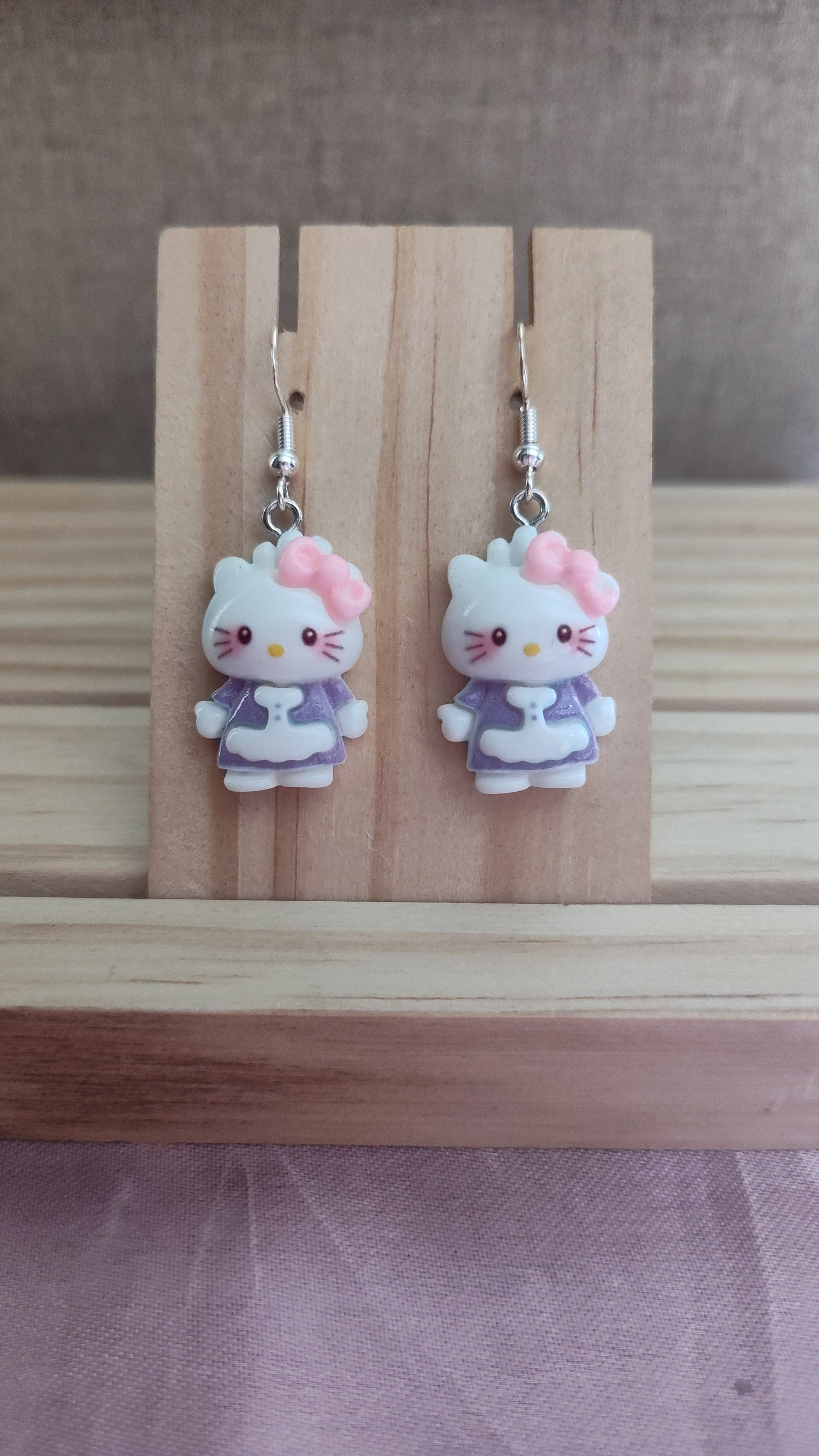 Hello Kitty Earrings- CLEARANCE