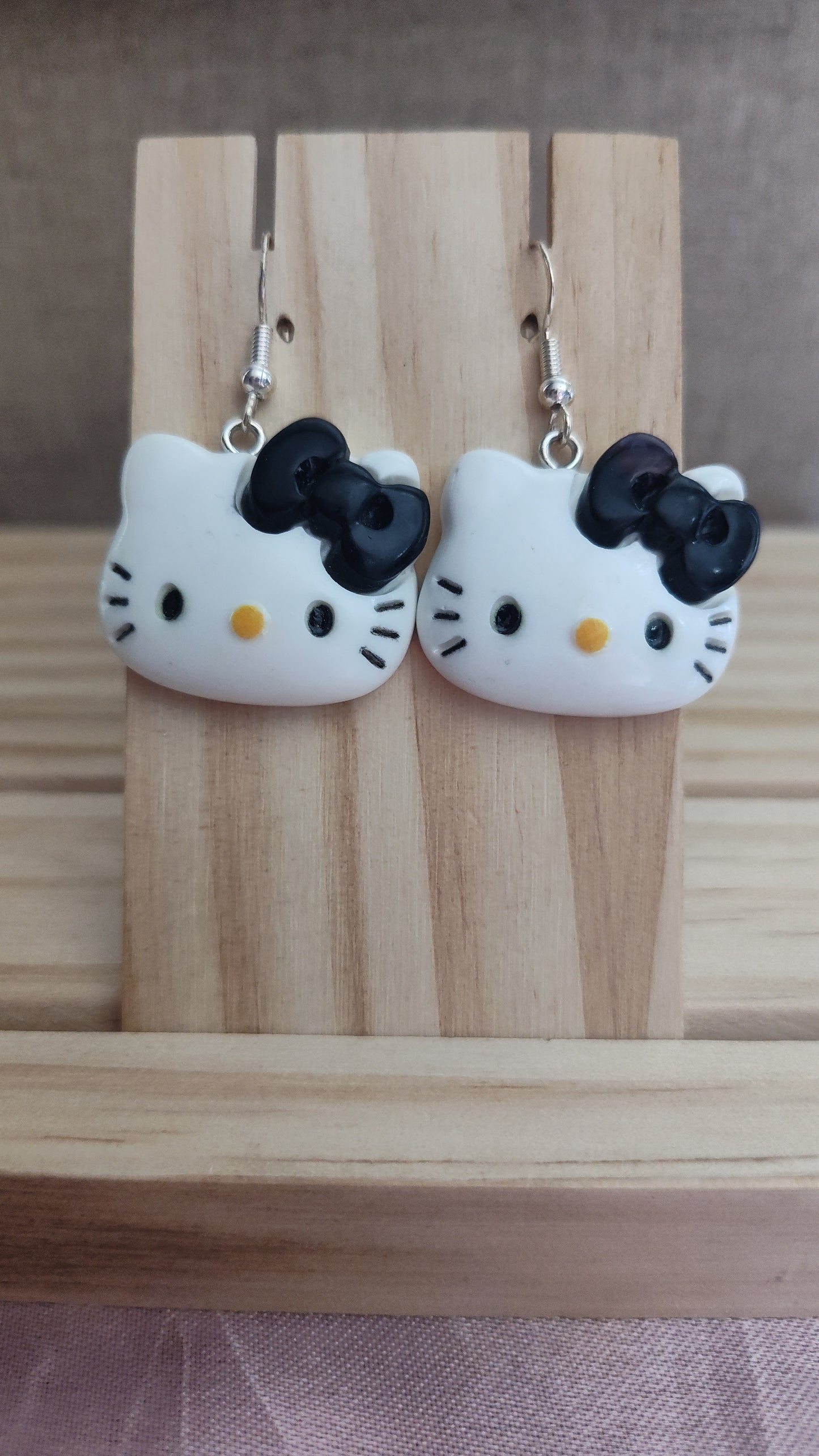 Hello Kitty Earrings- CLEARANCE