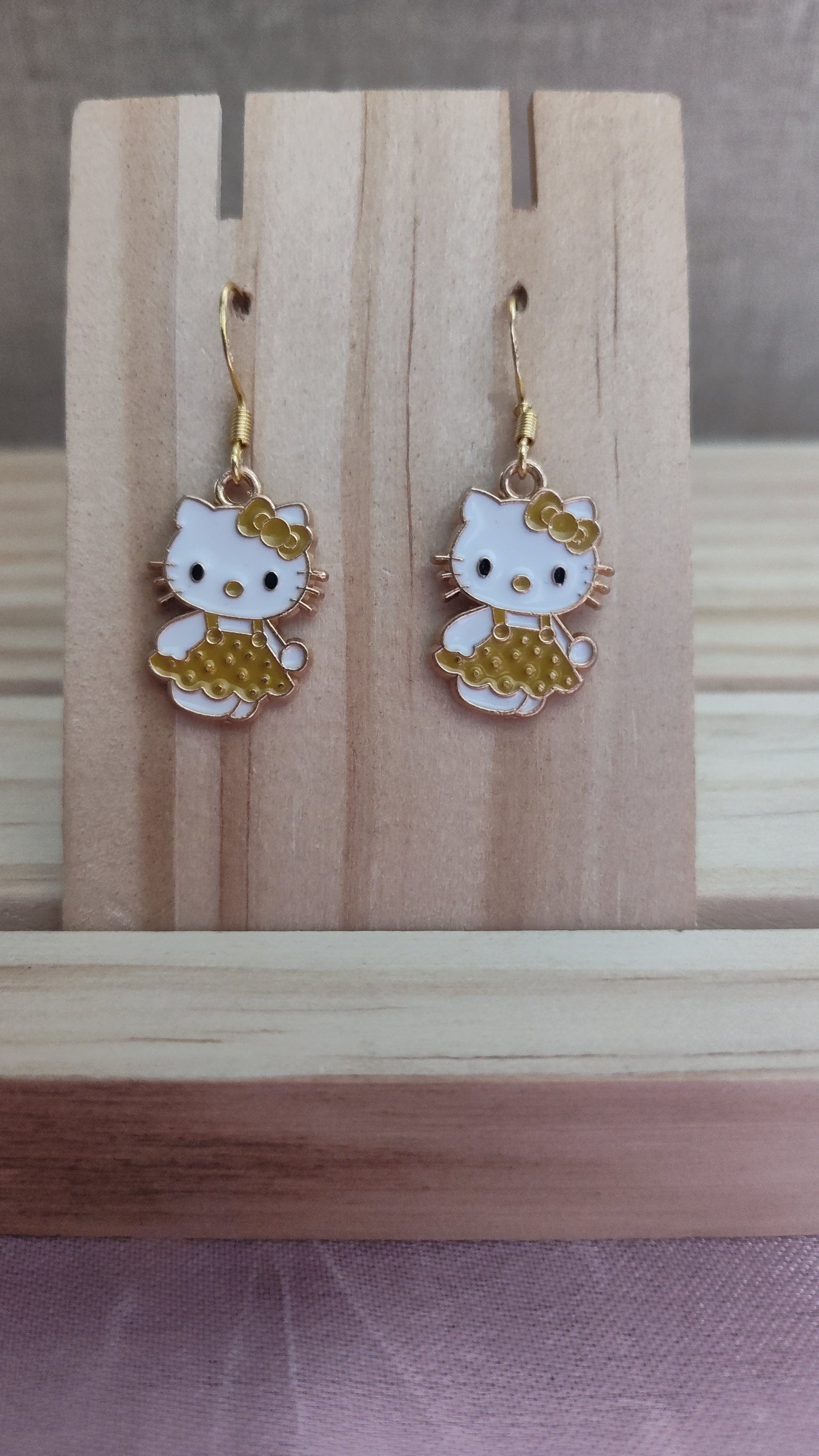 Hello Kitty Earrings- CLEARANCE- Discontinued item