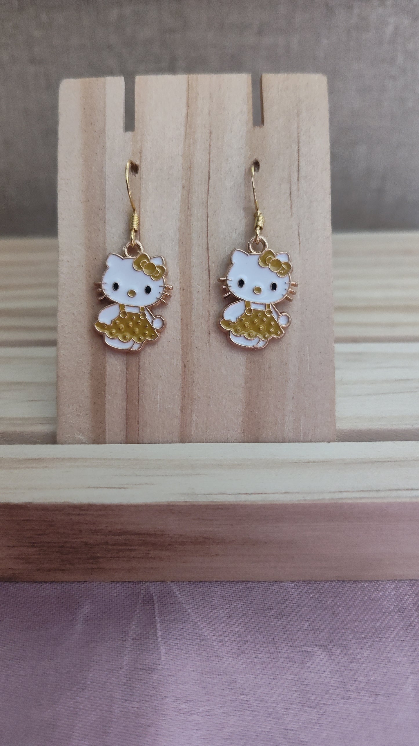 Hello Kitty Earrings- CLEARANCE- Discontinued item